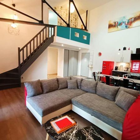 Superbe Appartement Type Loft En Duplex Rue Buat Chalons en Champagne Luaran gambar