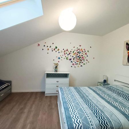 Superbe Appartement Type Loft En Duplex Rue Buat Chalons en Champagne Luaran gambar
