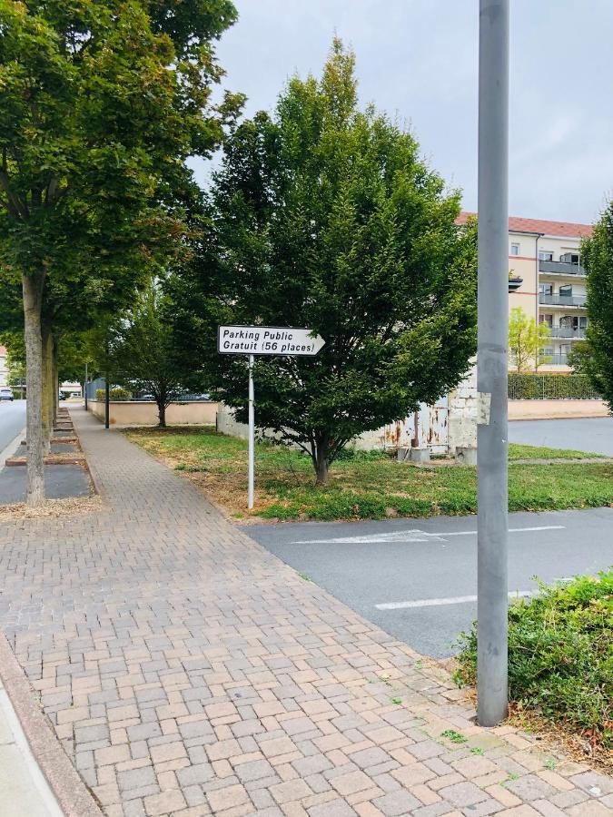 Superbe Appartement Type Loft En Duplex Rue Buat Chalons en Champagne Luaran gambar